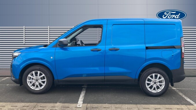 Ford Transit Courier Diesel 1.5 EcoBlue Trend Van - Image 4